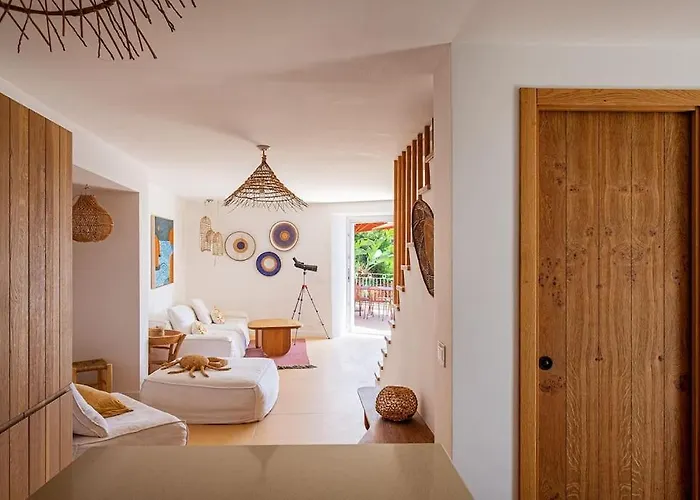 Tenuta Saracena Capri, Private Front Estate With Panoramic Pool