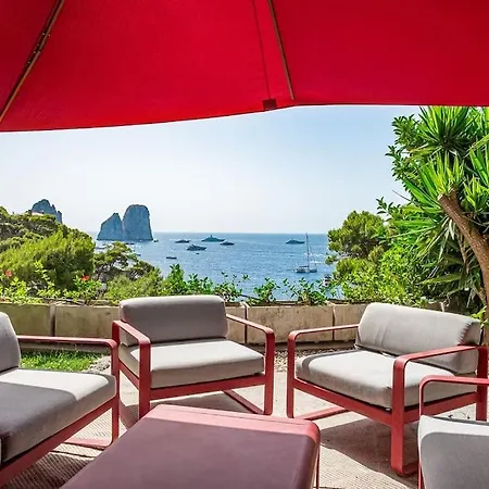 Cisterna Capri, Private Front With Pool *