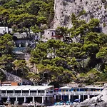 Tenuta Saracena Capri, Private Front Estate With Panoramic Pool 卡普里
