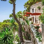 Tenuta Saracena Capri, Private Front Estate With Panoramic Pool *